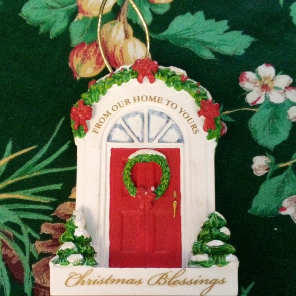 Dayspring Festive Red Door Holiday Ornament 2009